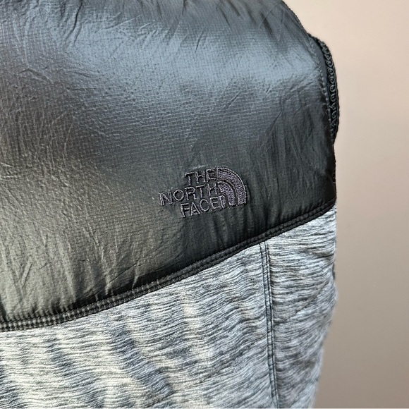 The North Face Heathered Gray and Black Jacket - Picture 5 of 7